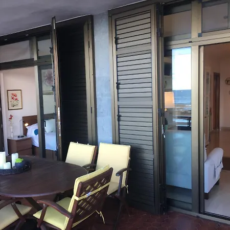 Апартаменты Front Line With Fantastic Terrace.