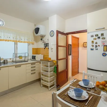 Front Line With Fantastic Terrace. Апартаменты Тельде
