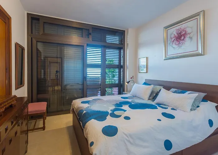 شقة Front Line With Fantastic Terrace. تيلدي