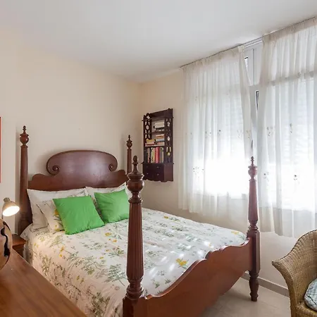 Front Line With Fantastic Terrace. Apartament *