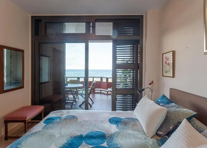 Apartment Front Line With Fantastic Terrace.