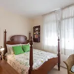 Front Line With Fantastic Terrace. Apartamento *