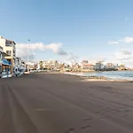 Apartamento Front Line With Fantastic Terrace. *