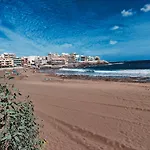 Front Line With Fantastic Terrace. Apartamento
