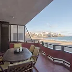 Front Line With Fantastic Terrace. Apartamento *